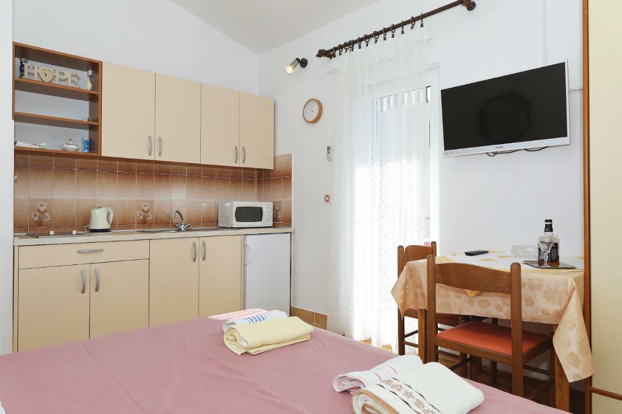 Apartments Vedrana 비오그라드나모루 외부 사진