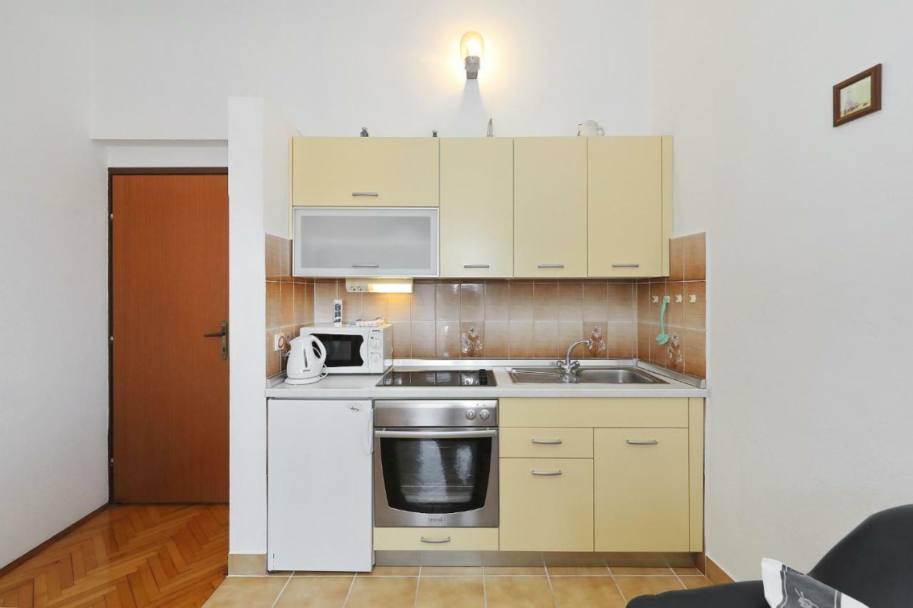 Apartments Vedrana 비오그라드나모루 외부 사진