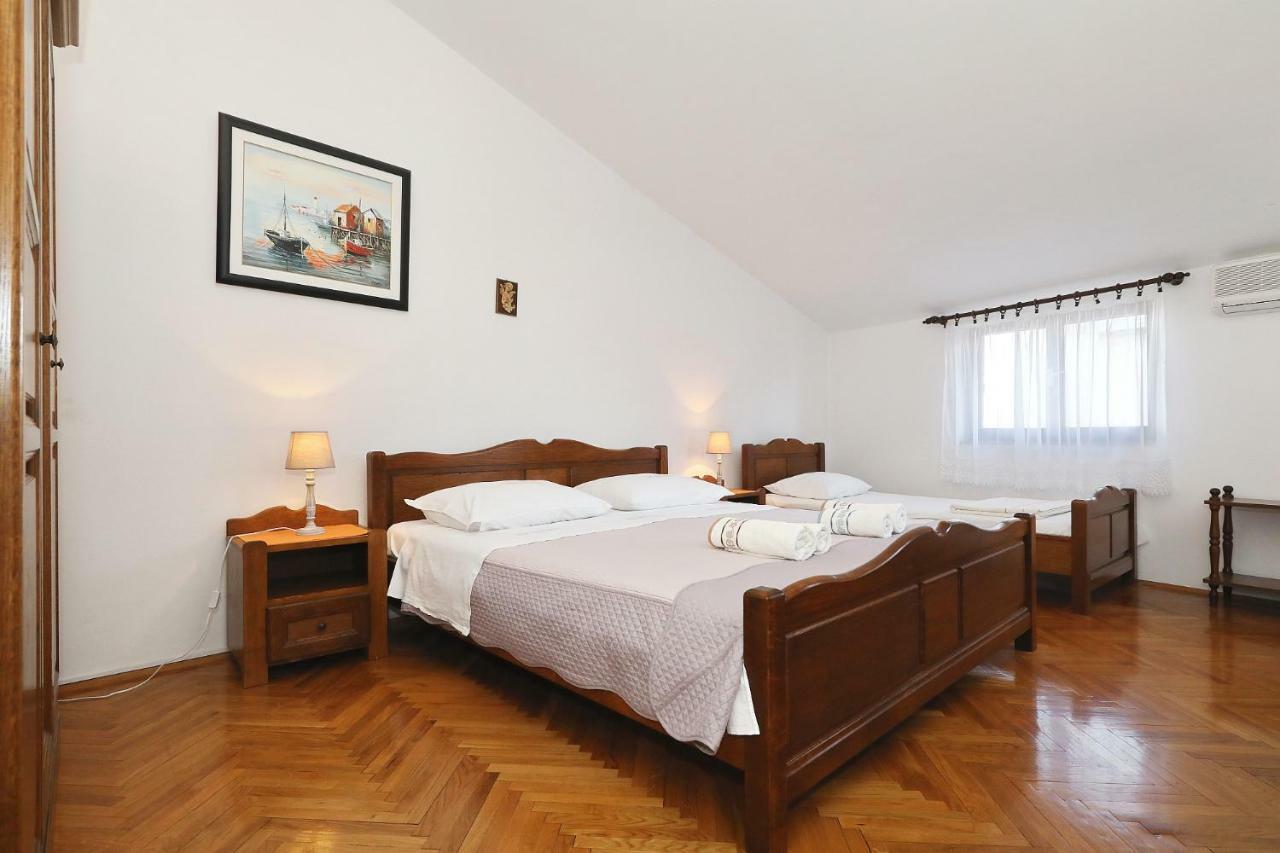 Apartments Vedrana 비오그라드나모루 외부 사진